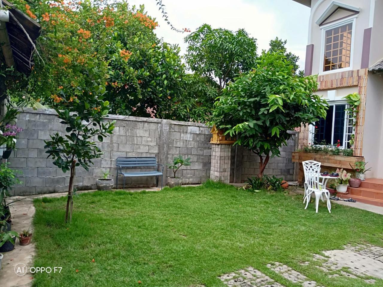 Kol House Bed & Breakfast Phnom Pen Exterior foto